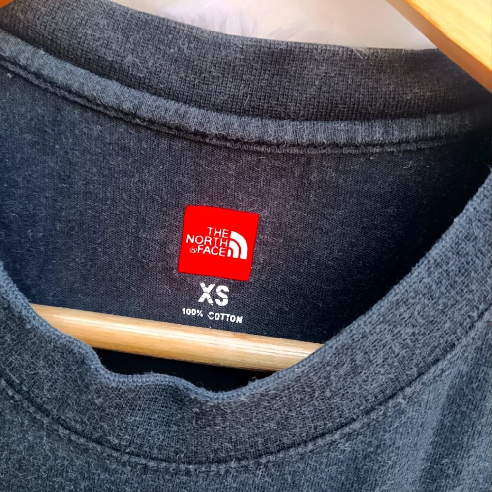The North Face Black Tee - Picture 3 of 5